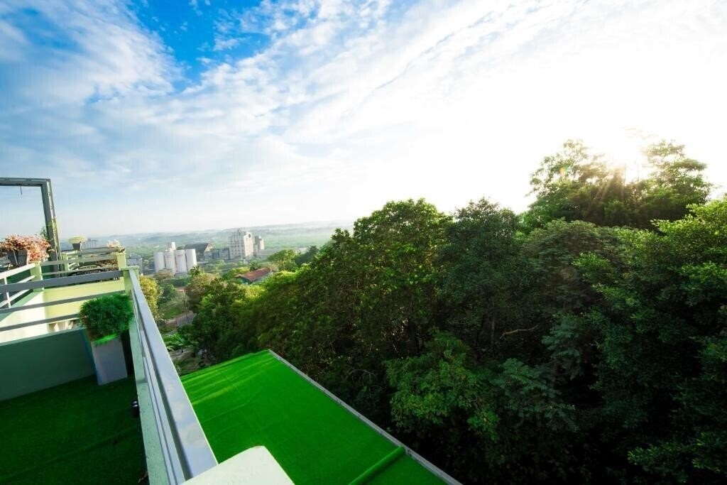 Апартаменты Mount Rich Rumassala 4*