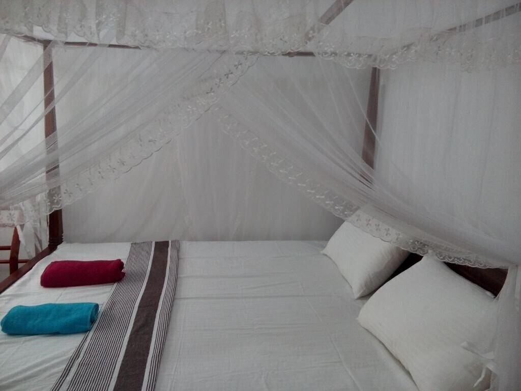 Картинка Banana Garden 2*