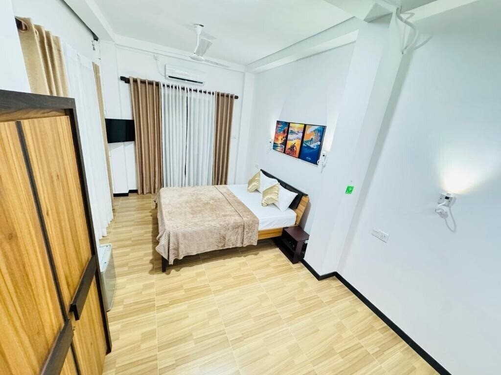 Фотографія The Rooftop Villa Unawatuna 3*