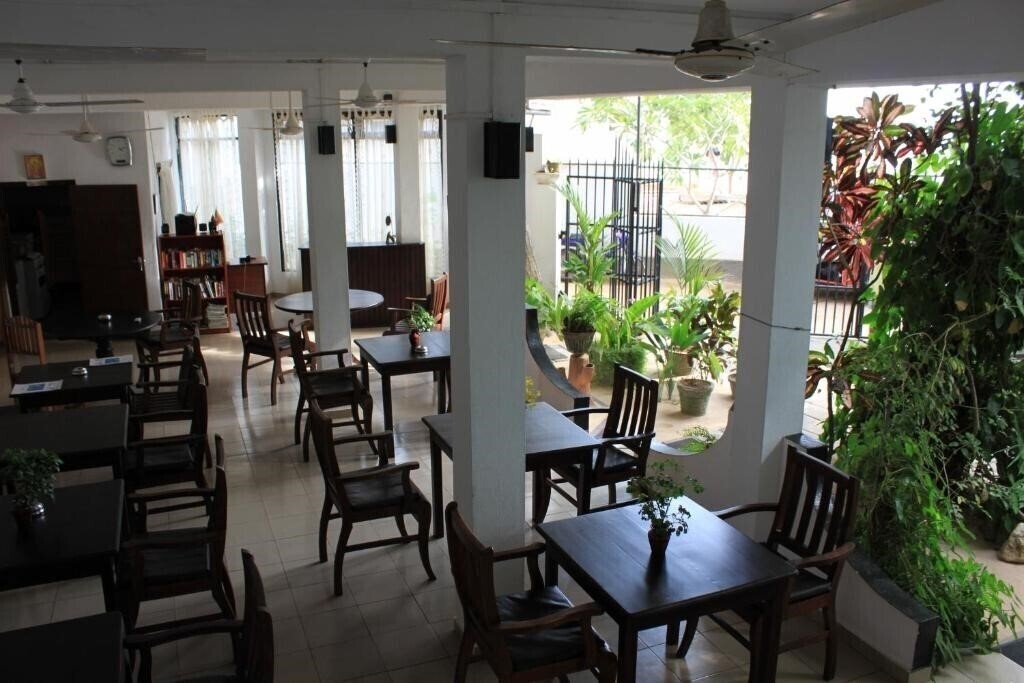 Вид Unawatuna Beach Bungalow 4*