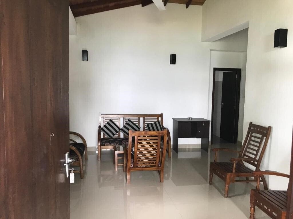 Территория Unawatuna Beach Bungalow 4*