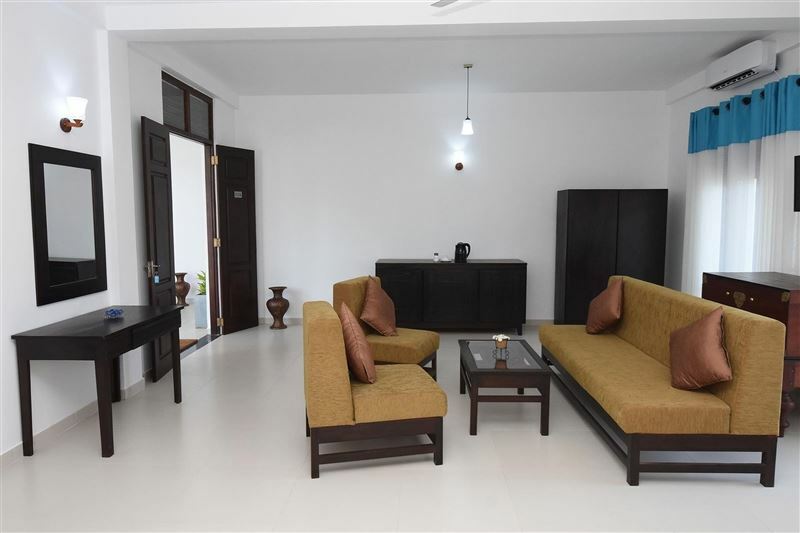 Територія Blue Spring Hotel 3*