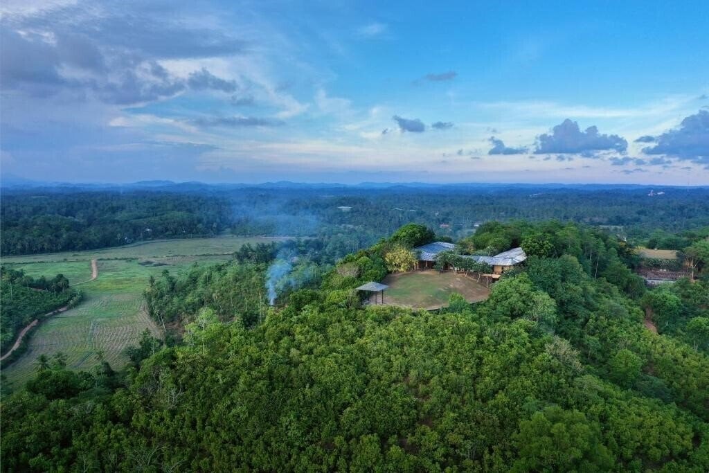 Территория Mirissa Hills 5*