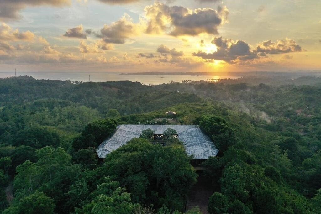 Апартаменты Mirissa Hills 5*