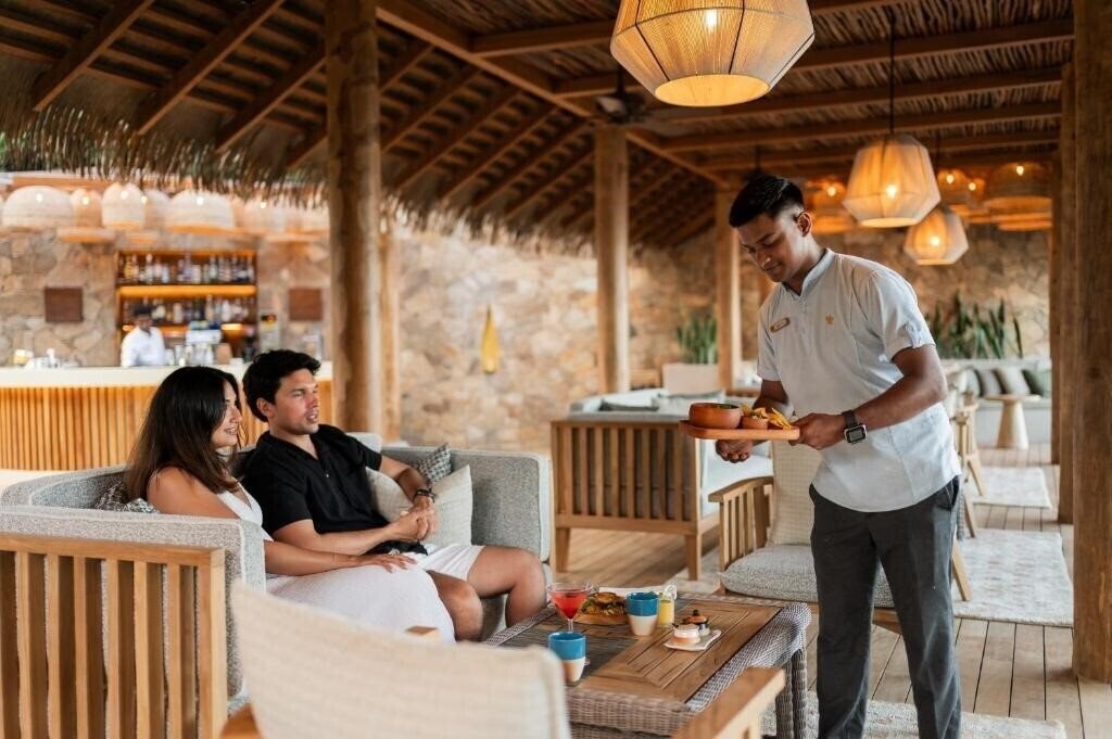 Фото Cape Weligama 5*