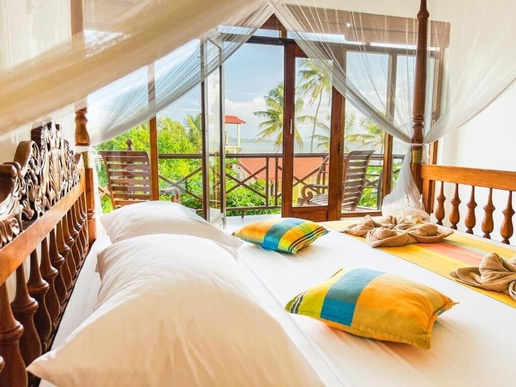 Вид Twenty Two Swiss Residence 4*