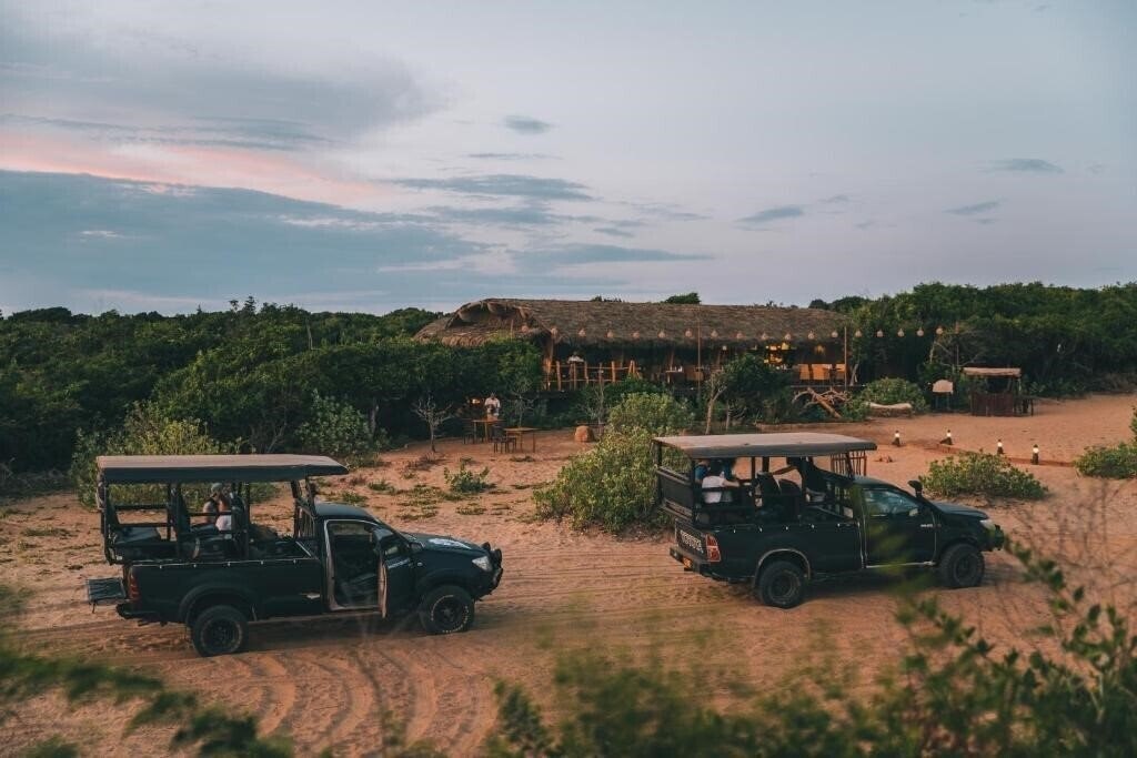 Территория Uga Chena Huts 5*