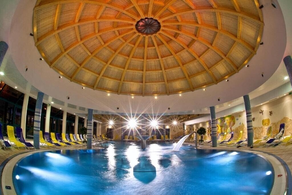 Фотографія Hotel Alexander 4*