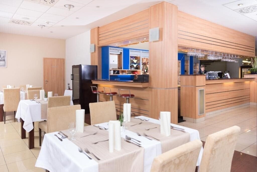 Апартаменти Hotel Bratislava 4*