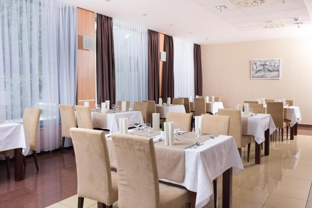 Панорама Hotel Bratislava 4*