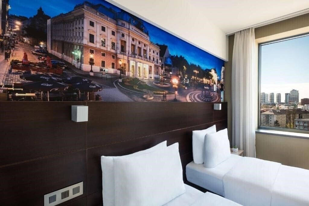 Вид Lindner Hotel Gallery Central 4*