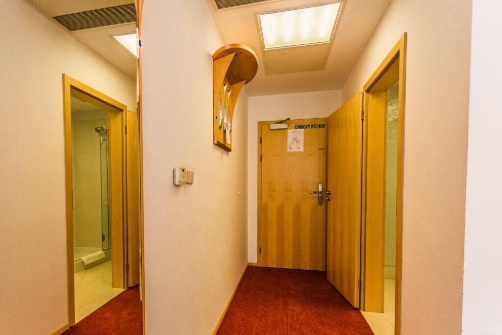 Картинка Hotel Set 4*