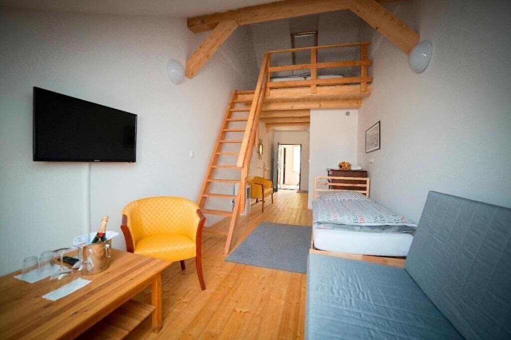 Картинка Bristol 4*