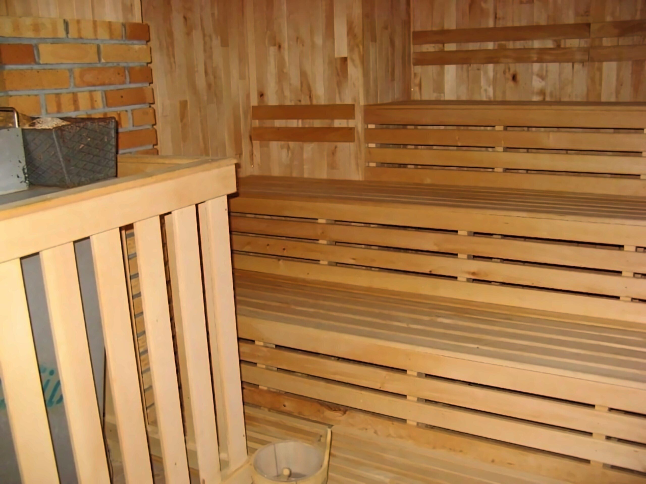 Фотография Hutnik II 2*