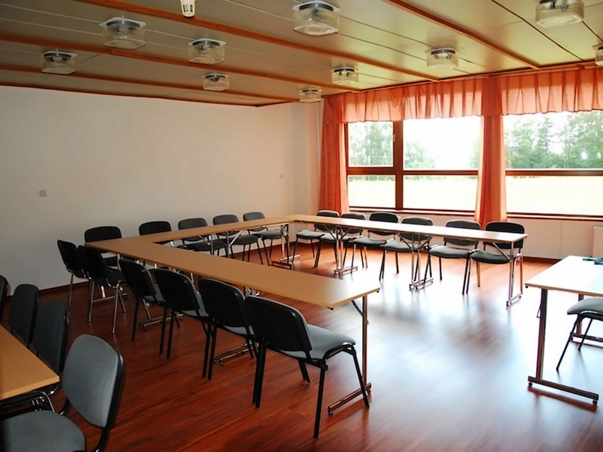 Картинка Hutnik II 2*