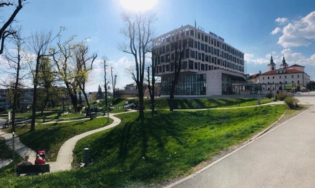 Отель Hotel Kras 4*