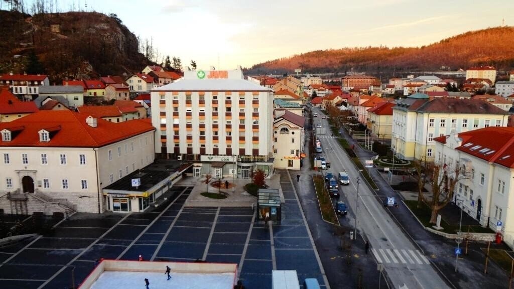 Картинка Hotel Kras 4*
