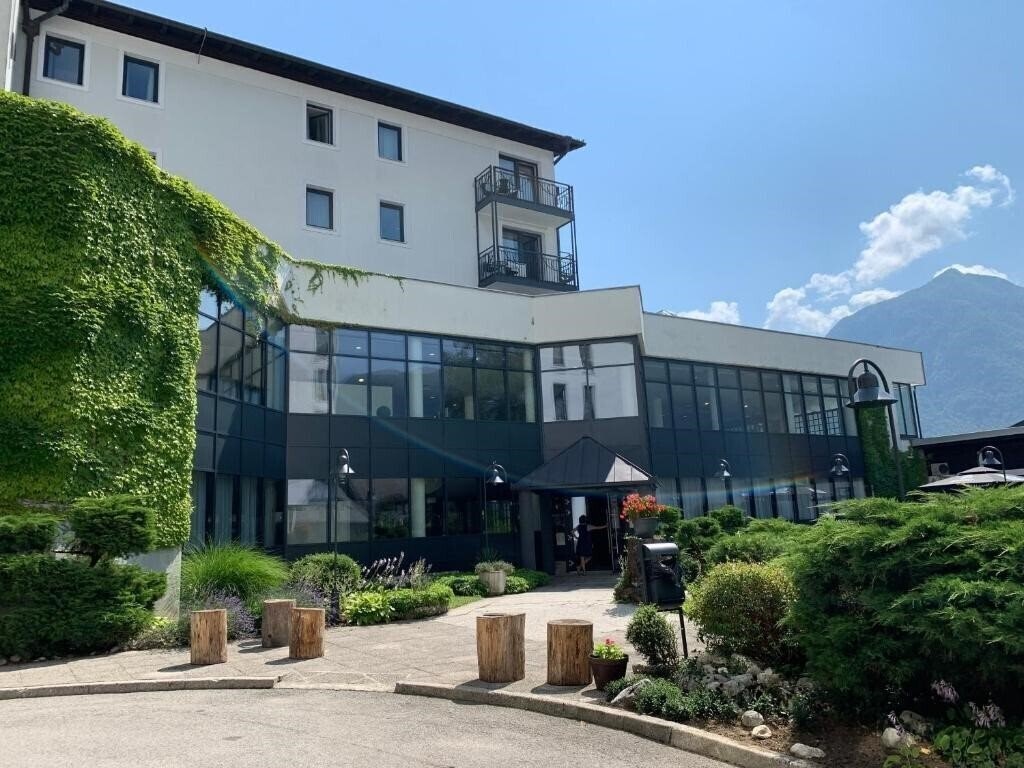 Панорама Alp 3*