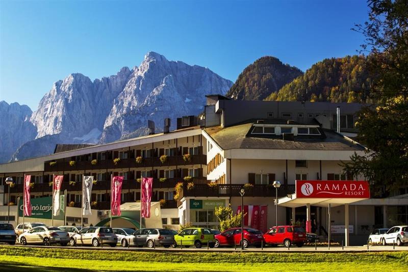 Фотографія Ramada Resort Kranjska Gora (ex. Hotel Larix) 4*