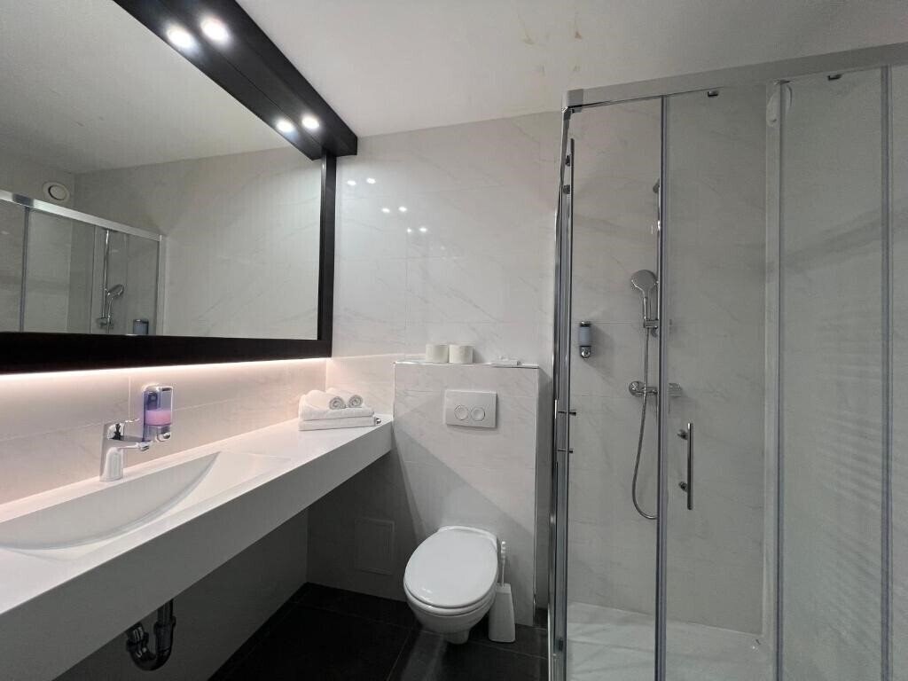 Апартаменти Alpina 3*