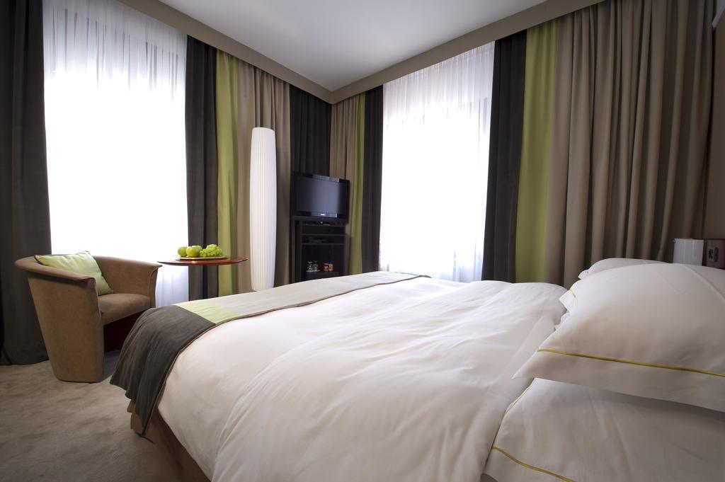 Панорама Best Western Premier Hotel Slon 4*