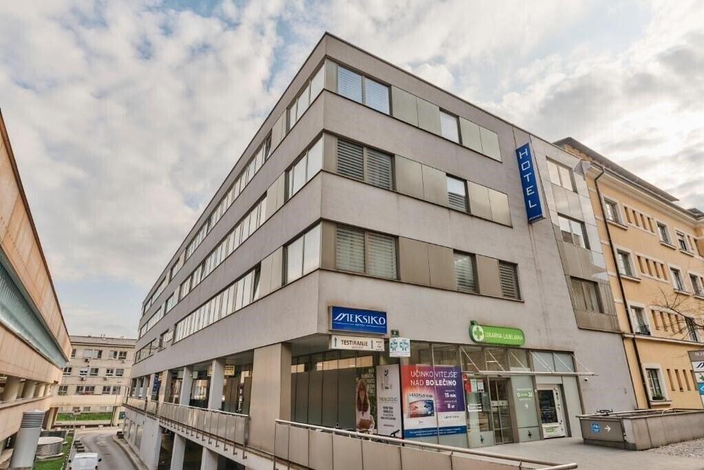 Зображення Hotel Meksiko 3*