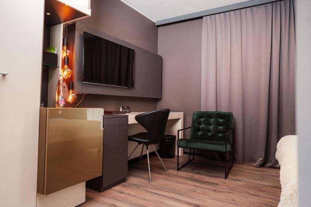 Панорама Hotel City Maribor 4*