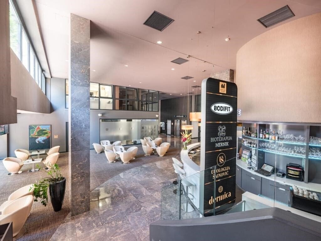 Вид Hotel City Maribor 4*