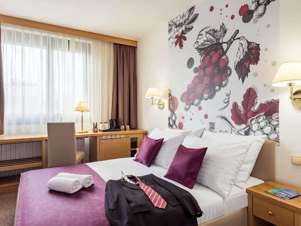 Изображение Piramida 4*