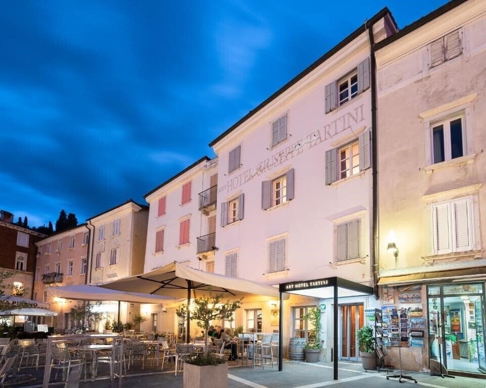 Готель Tartini Hotel 3*