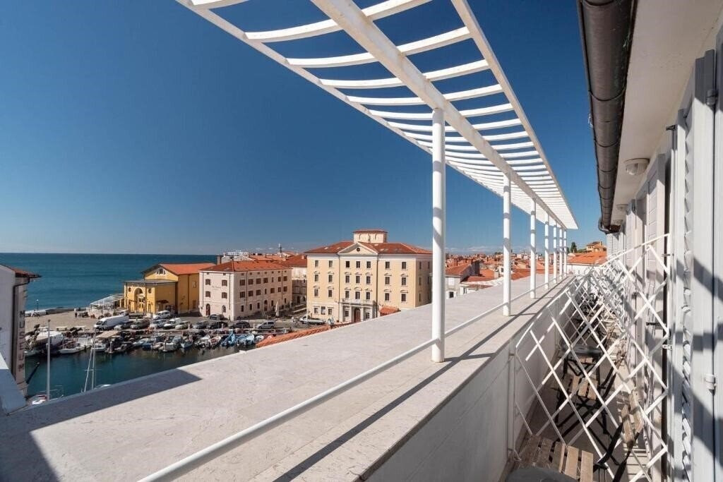 Вид Tartini Hotel 3*