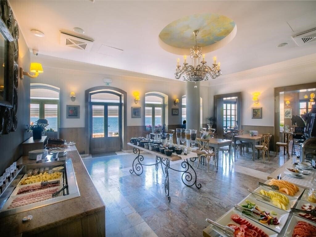 Отель Piran 4*