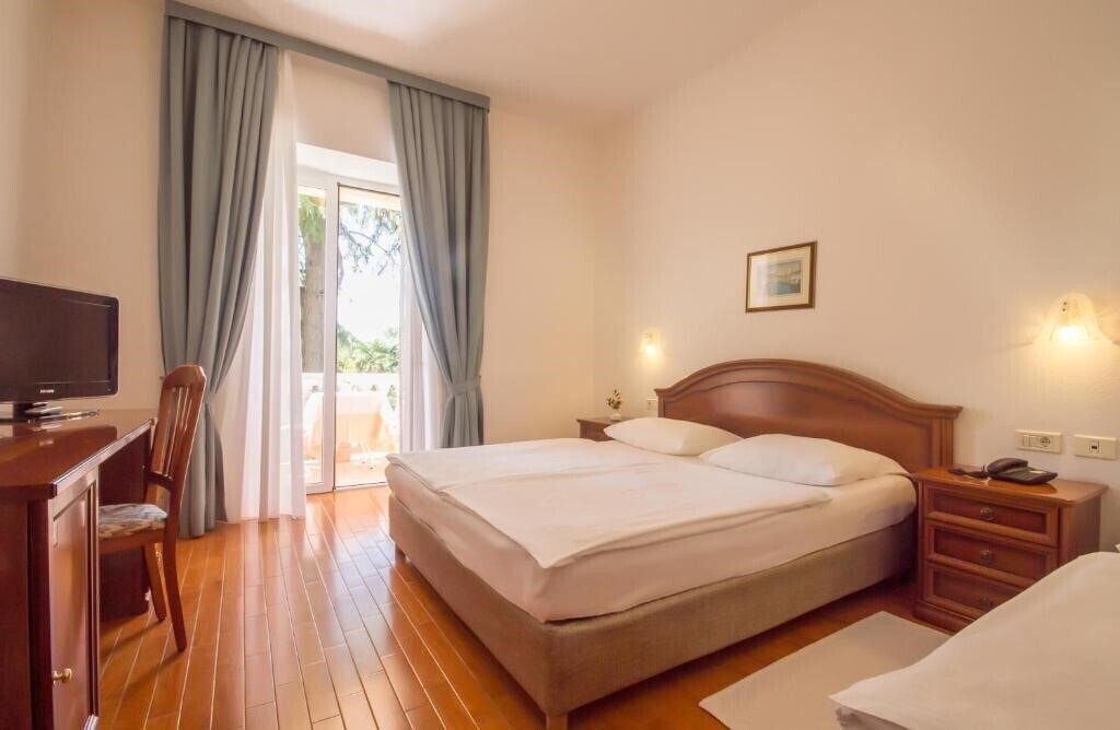 Апартаменты Hotel Marko 4*