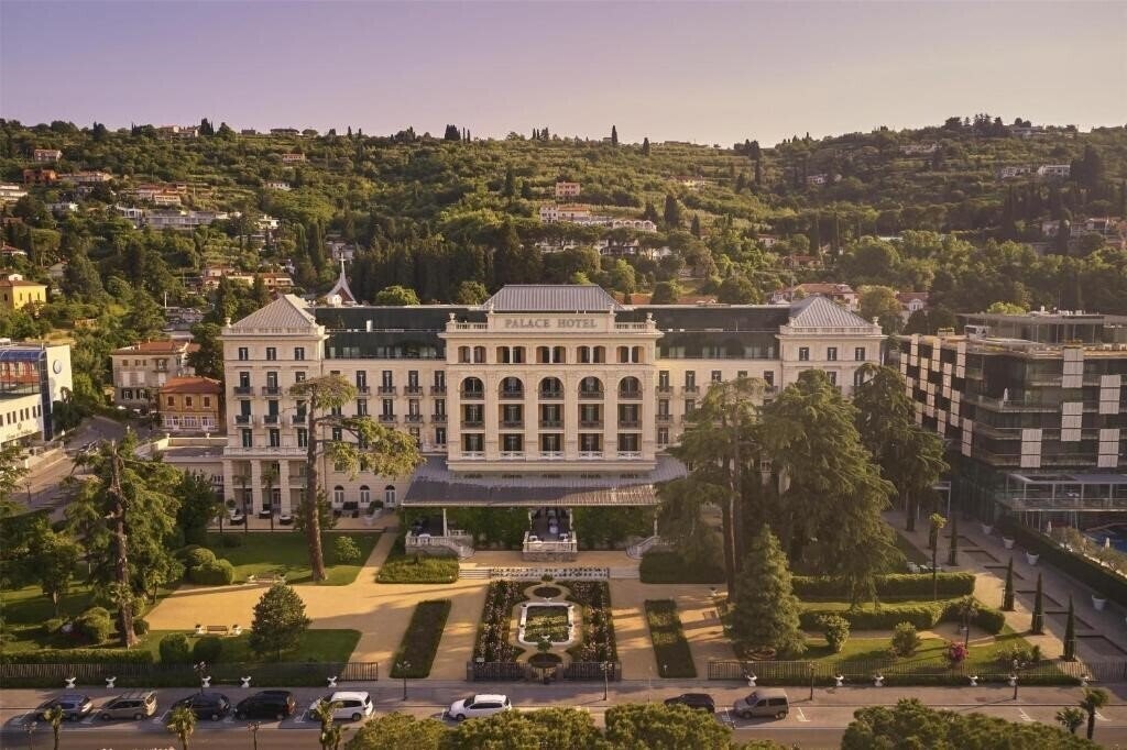 Готель Kempinski Palace Portoroz 5*
