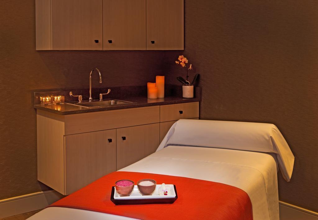 Апартаменти Sheraton Boston Hotel 4*