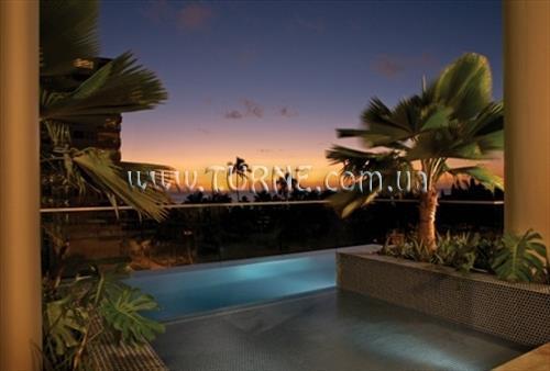 Вид Trump International Hotel Waikiki Beach Walk 5*