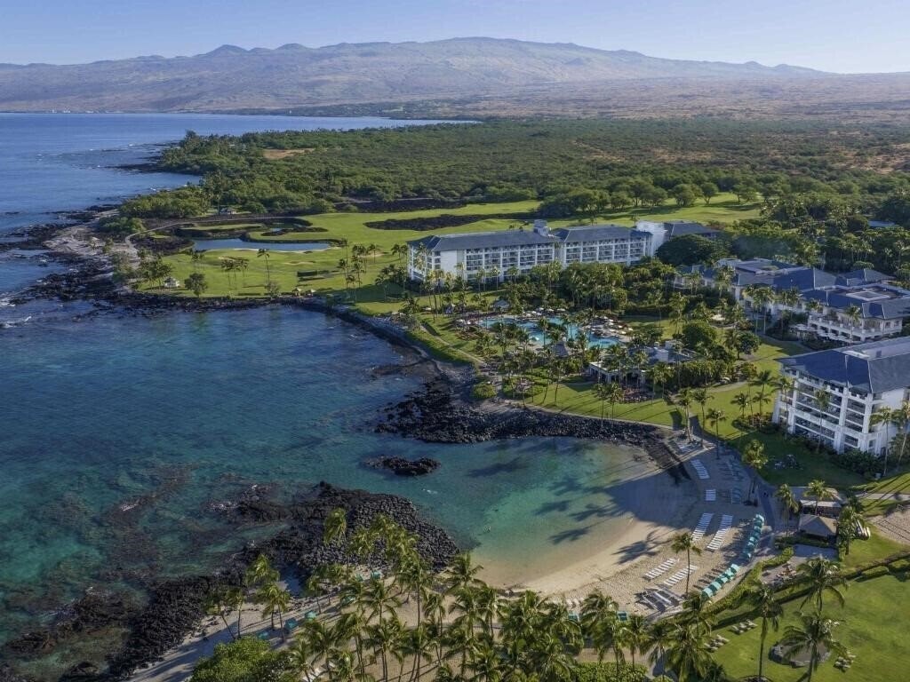 Отель The Fairmont Orchid 5*