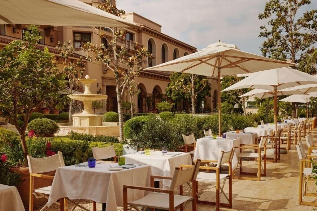 Территория Montage Beverly Hills 5*