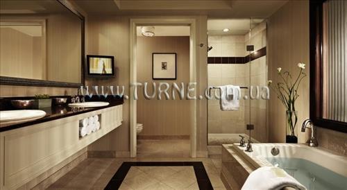 Отель Mandalay Bay 4*