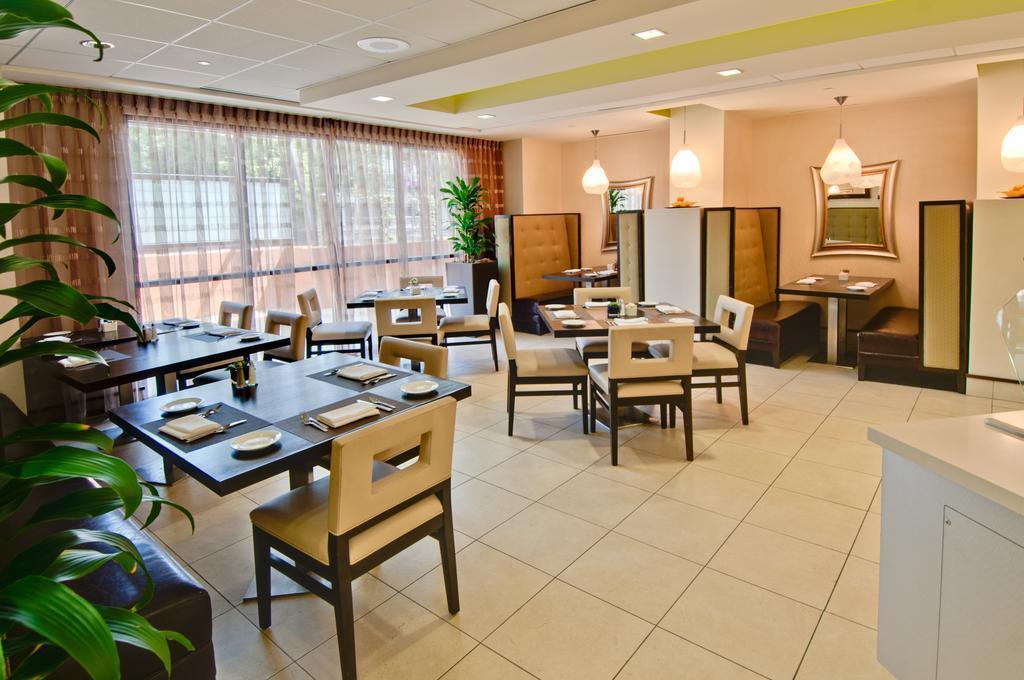 Апартаменти Hilton Garden Inn Los Angeles/Hollywood Superior Tourist 1*