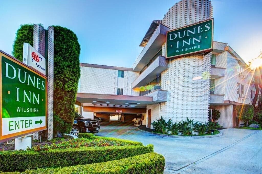 Вид Dunes Inn Wilshire 2*