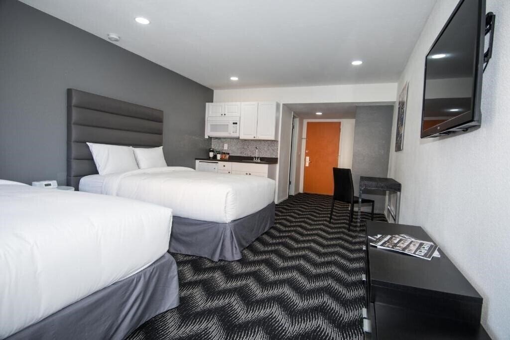 Апартаменти Rodeway Inn Convention Center 1*