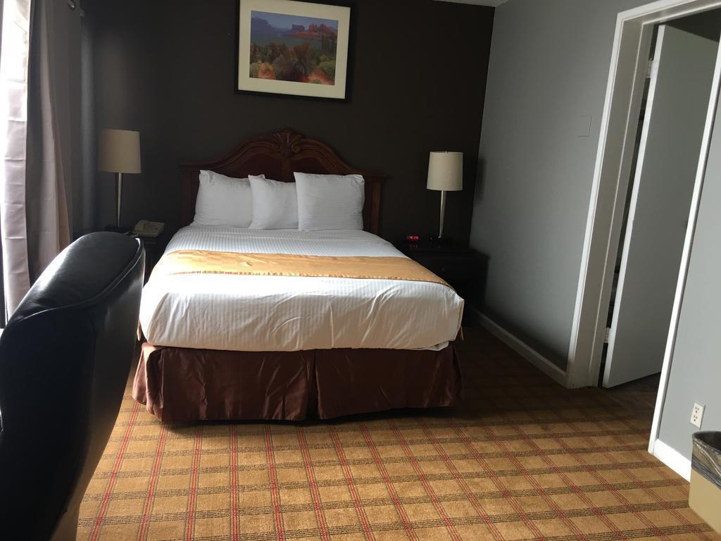 Територія Knights Inn Los Angeles Central/Convention Center Area 2*