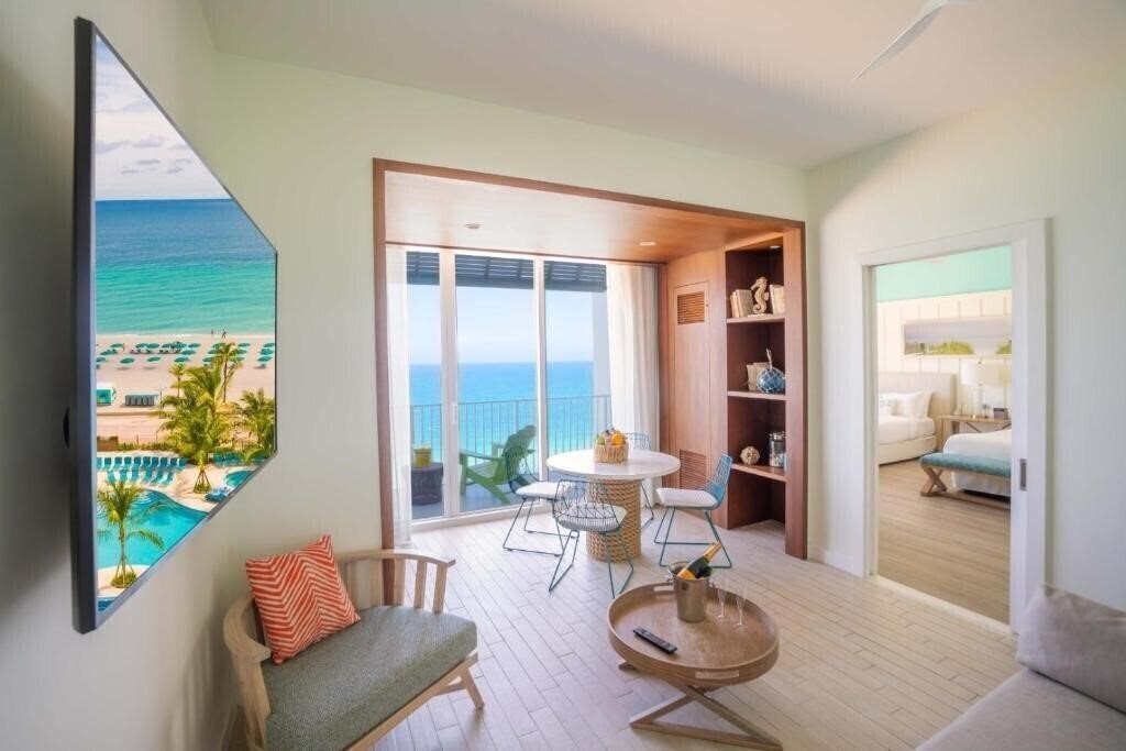 Апартаменты Margaritaville Hollywood Beach Resort 4*