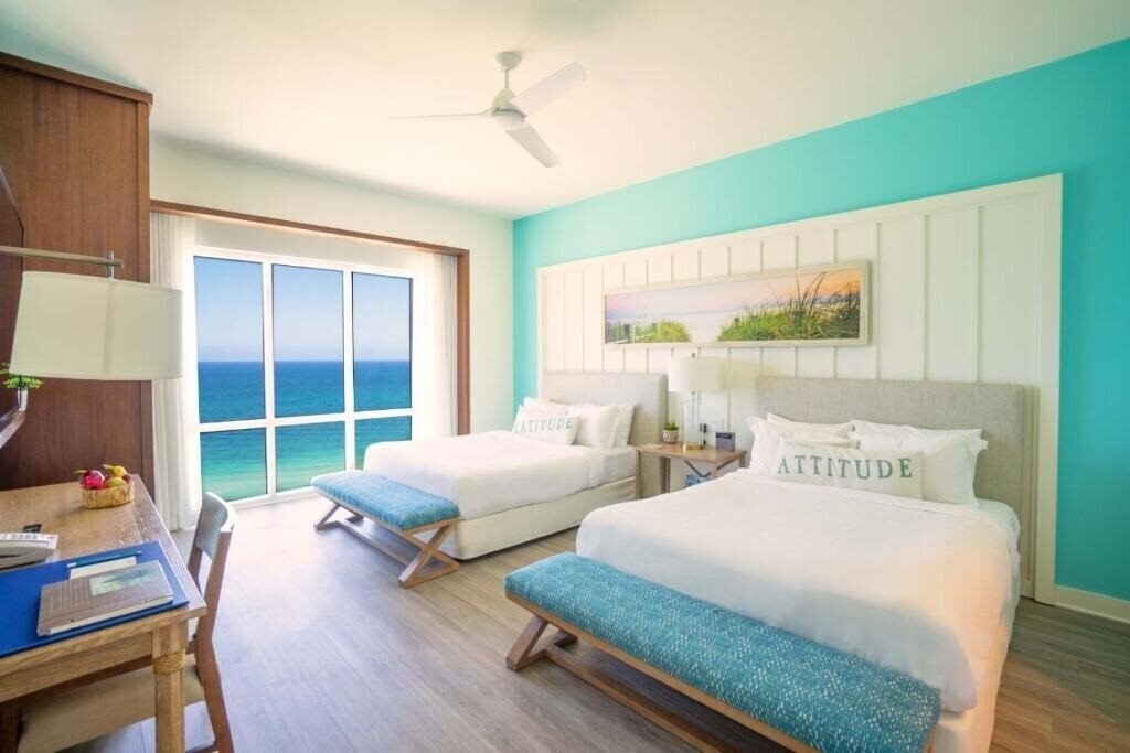 Панорама Margaritaville Hollywood Beach Resort 4*