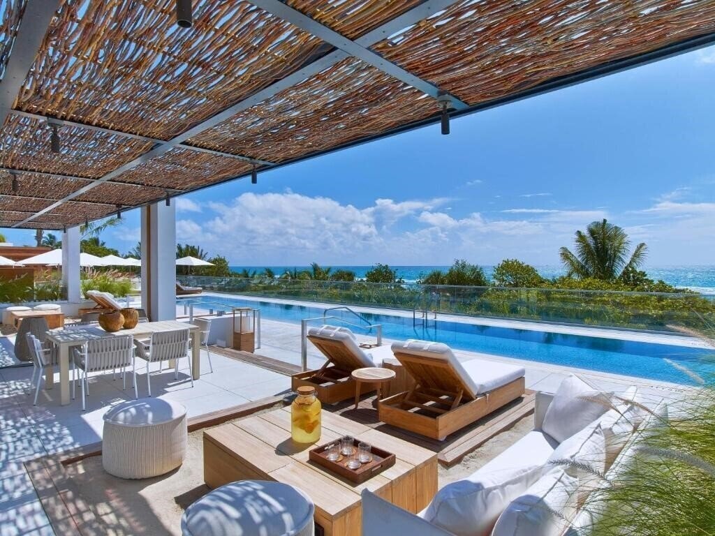 Фотографія 1 Hotel South Beach 4*