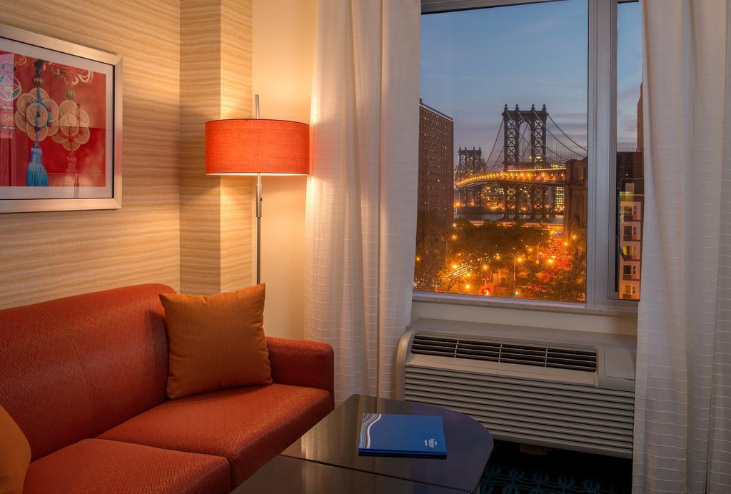 Отель Fairfield Inn & Suites New York Queens/Queensboro Bridge 3*