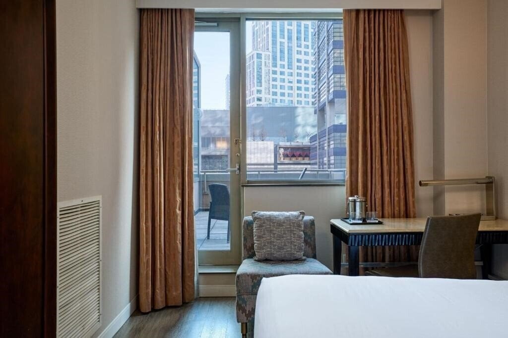 Территория Sheraton Brooklyn New York 3*