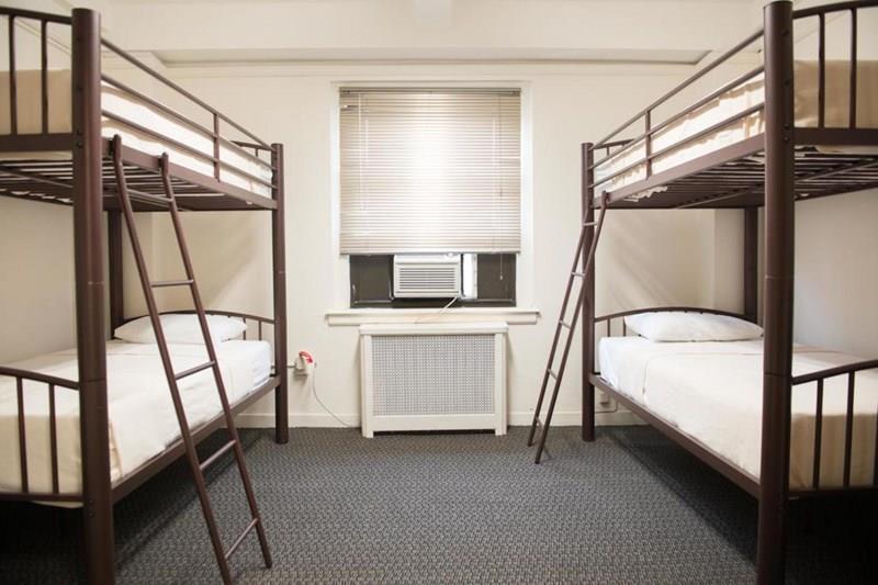 Апартаменты Ymca Flushing - Shared Bath - Bano Compartido 1*