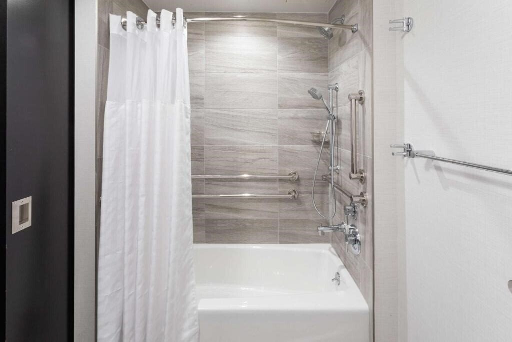 Апартаменты Doubletree By Hilton New York Times Square South 3*